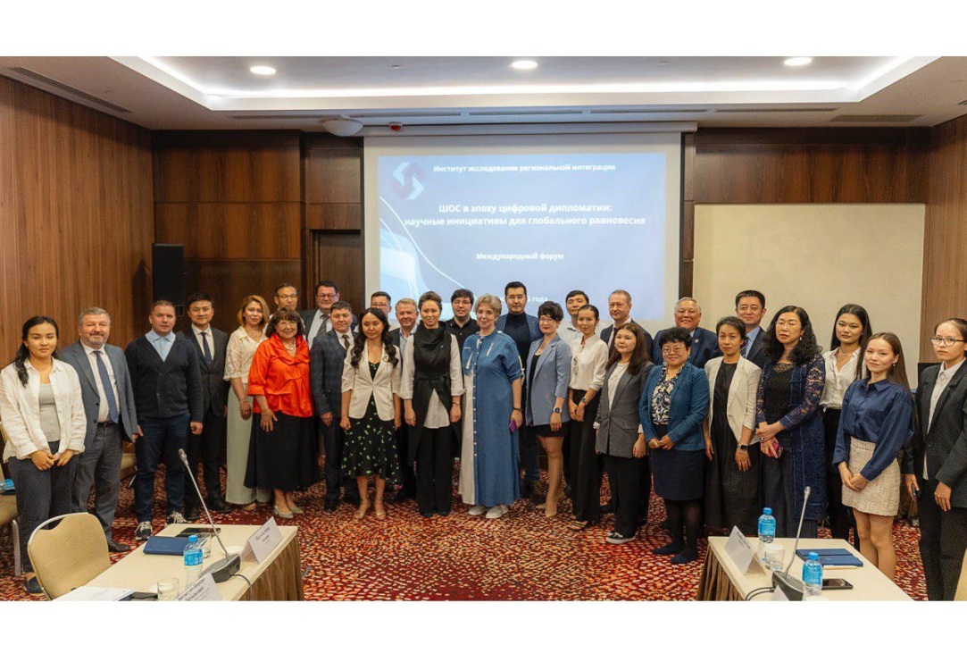 Illustration for news: HSE University Strengthens Ties with Central Asia