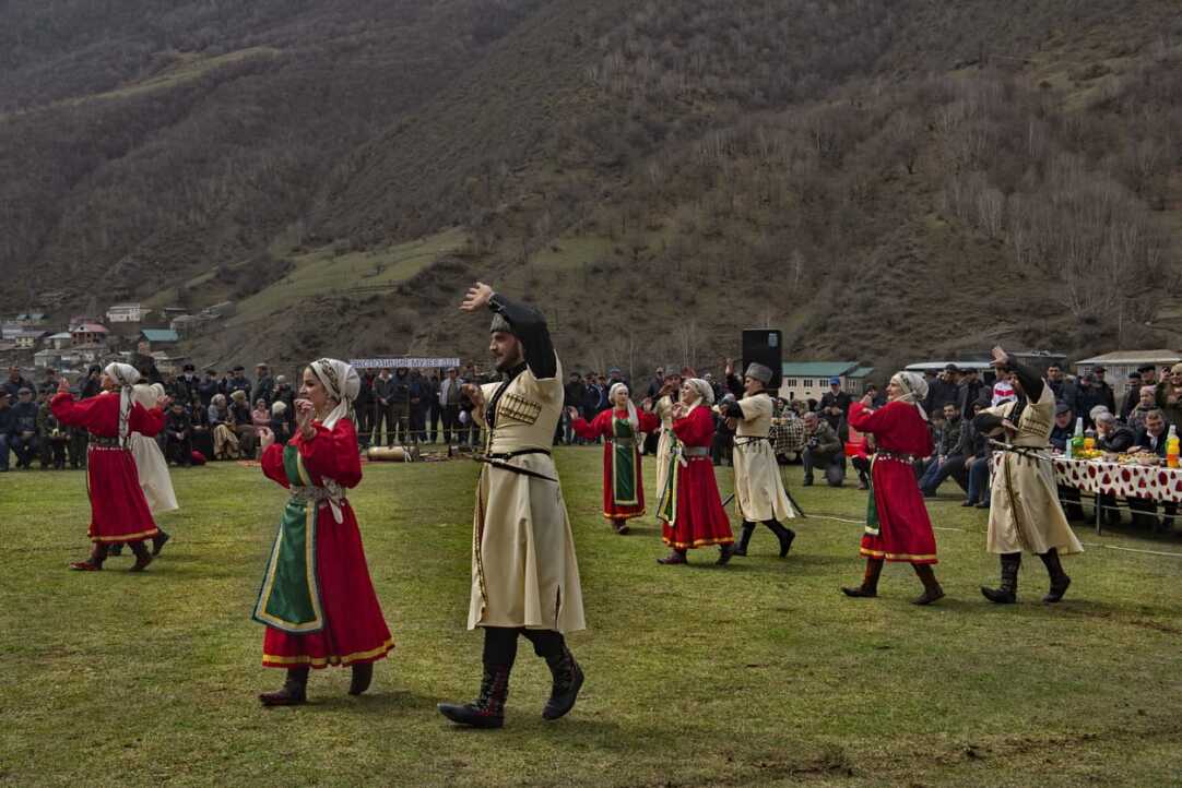 «Наша задача — распространять и популяризировать родные языки» Иллюстрация к новости: «Наша задача — распространять и популяризировать родные языки»